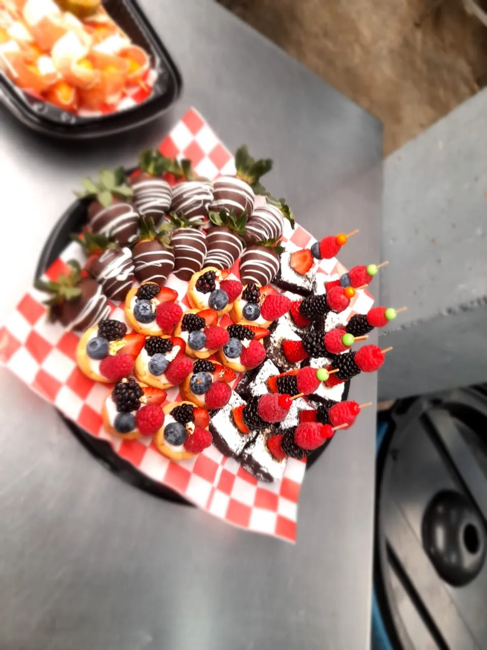Servicio de banquetes para eventos, hay taquizas para eventos, hay una mesa de postres